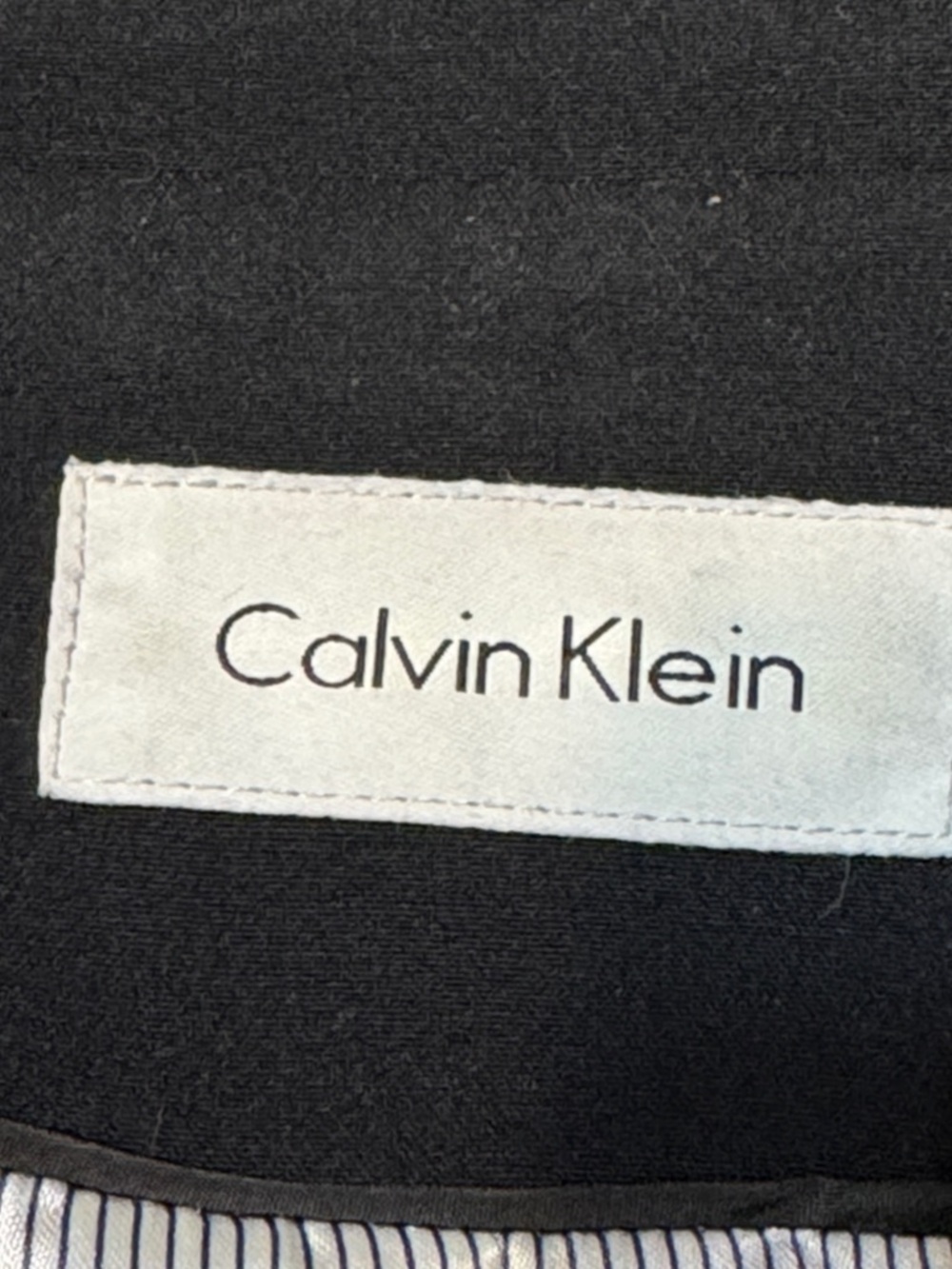 Calvin Klein Black Women's Tailored Blazer. Size 14 petite - Picture 6 of 9